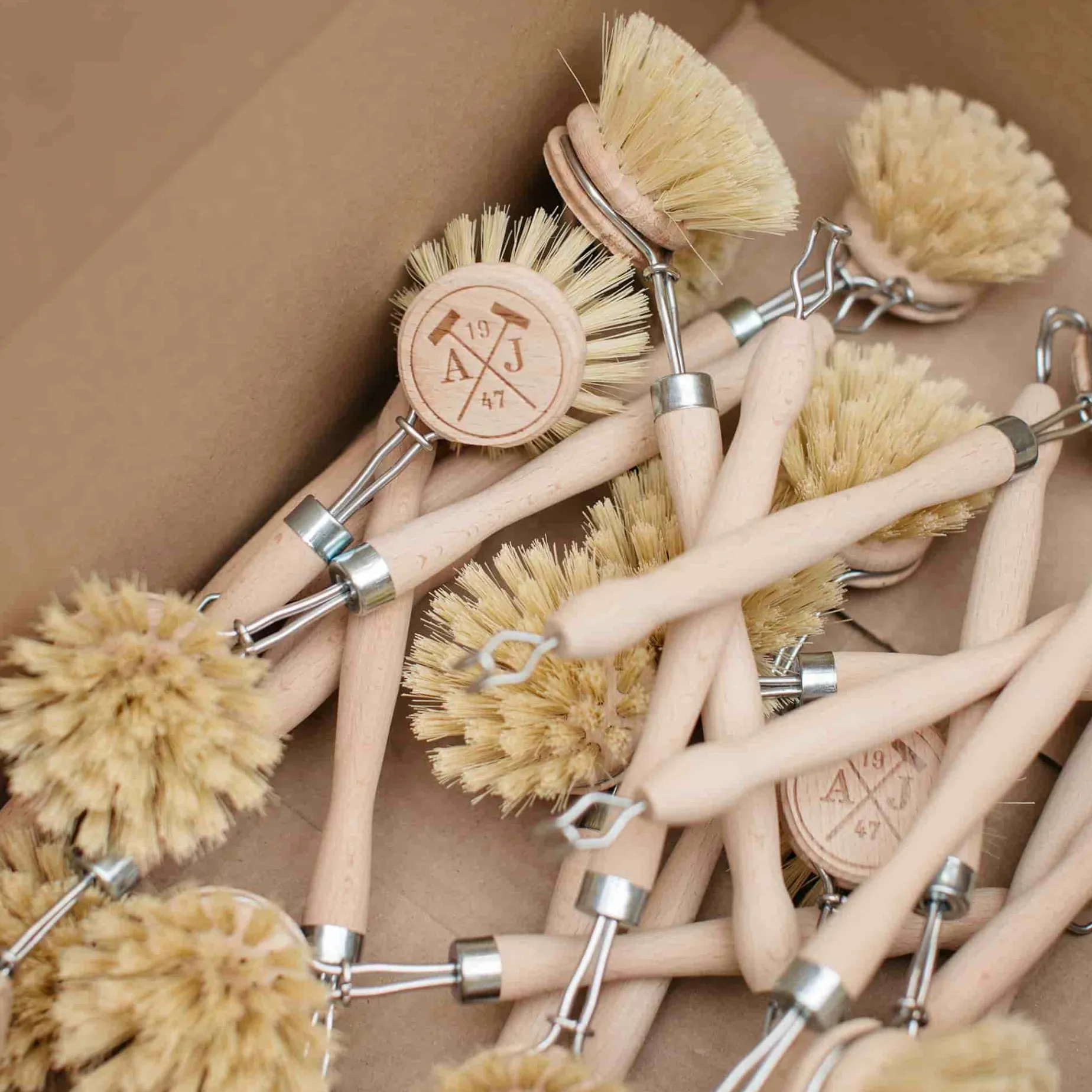 Andree Jardin Traditional Wooden Washing Up Brush Replacement Head