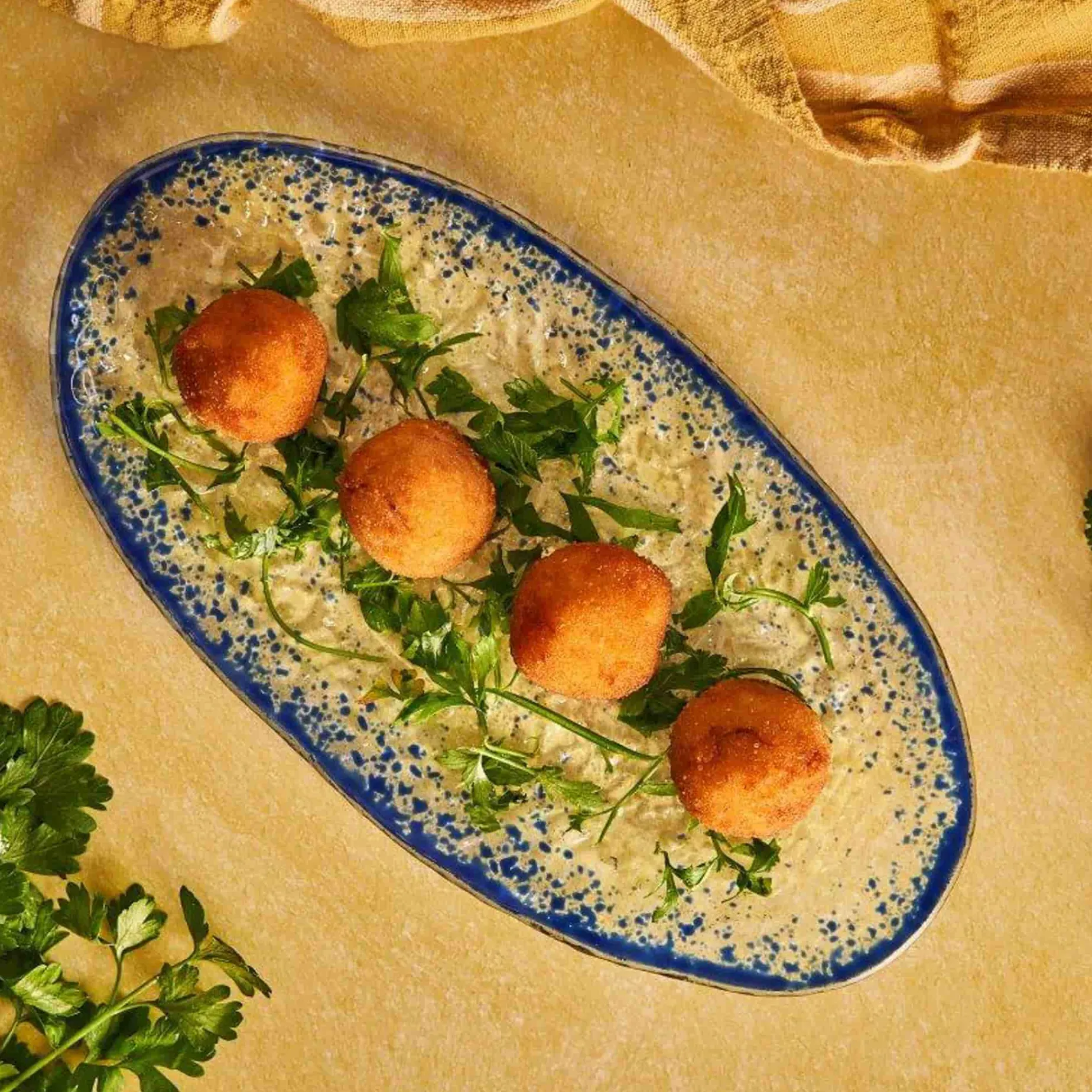 Cobalt Blue Rim Glass Serving Tray, 34x17cm