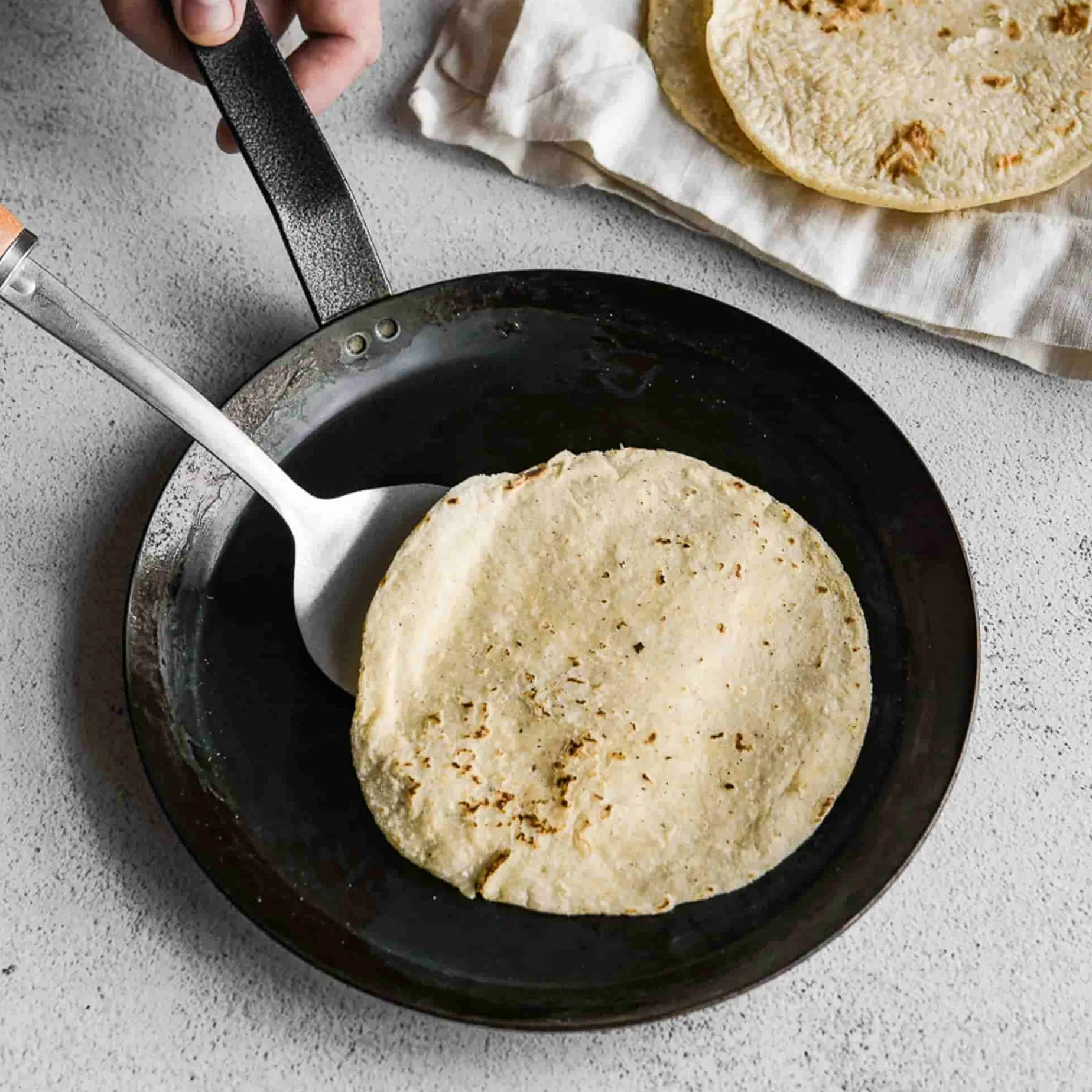 De Buyer Blue Steel Crepe Pan, 24cm