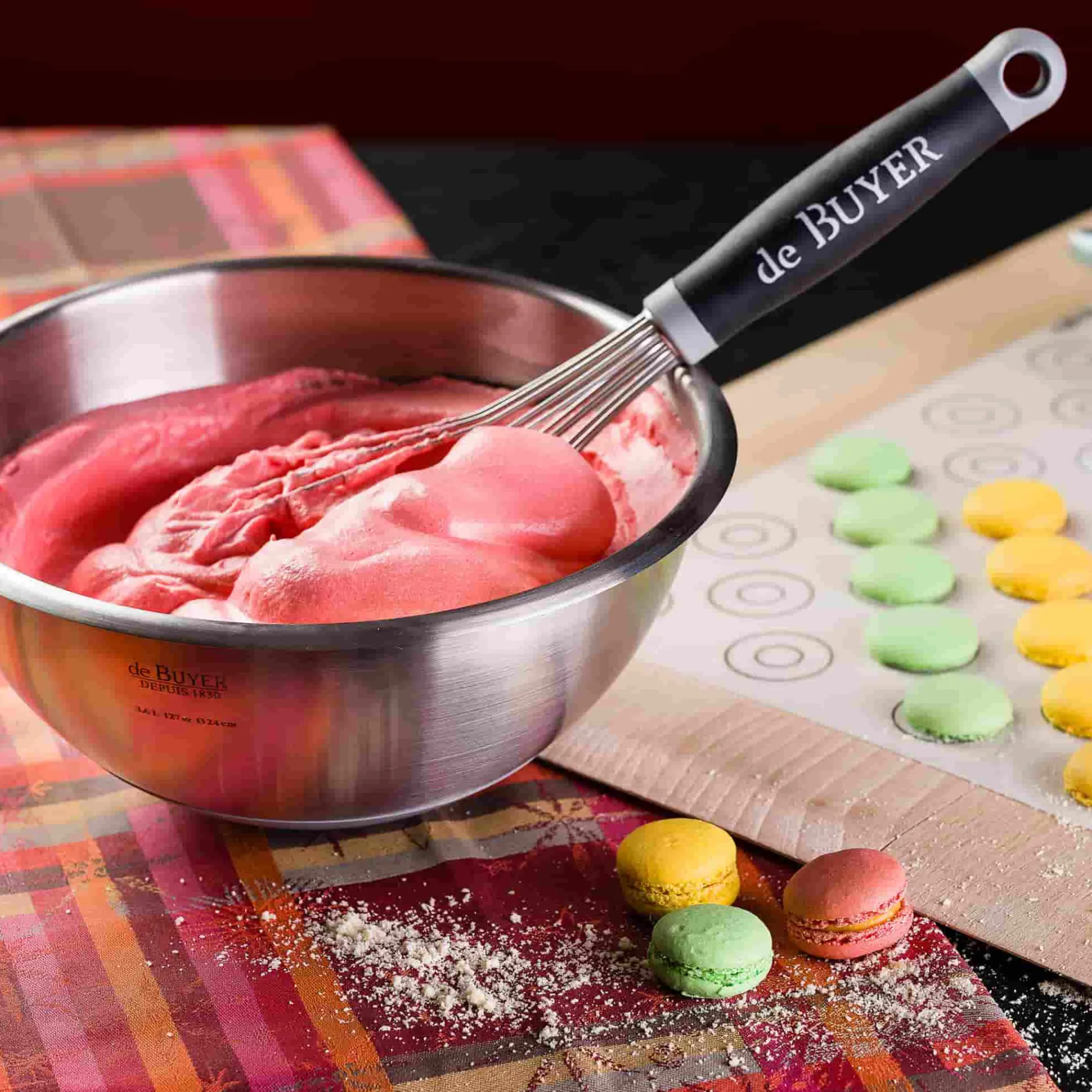 De Buyer Hemisphere Mixing Bowl with Silicone Base, 30cm