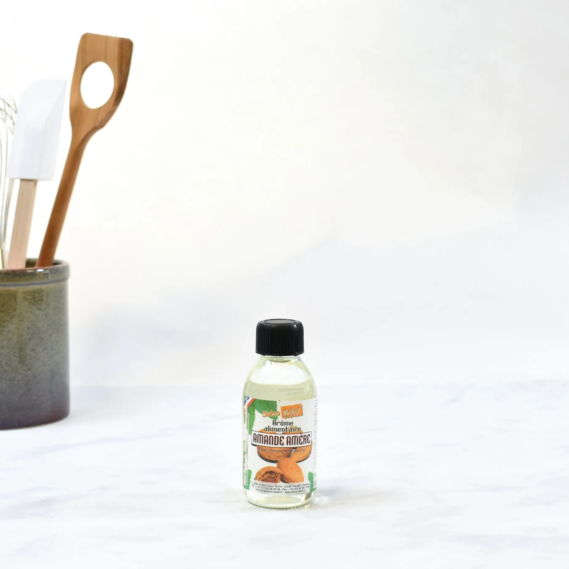 Deco Relief Concentrated Bitter Almond Flavour, 125ml