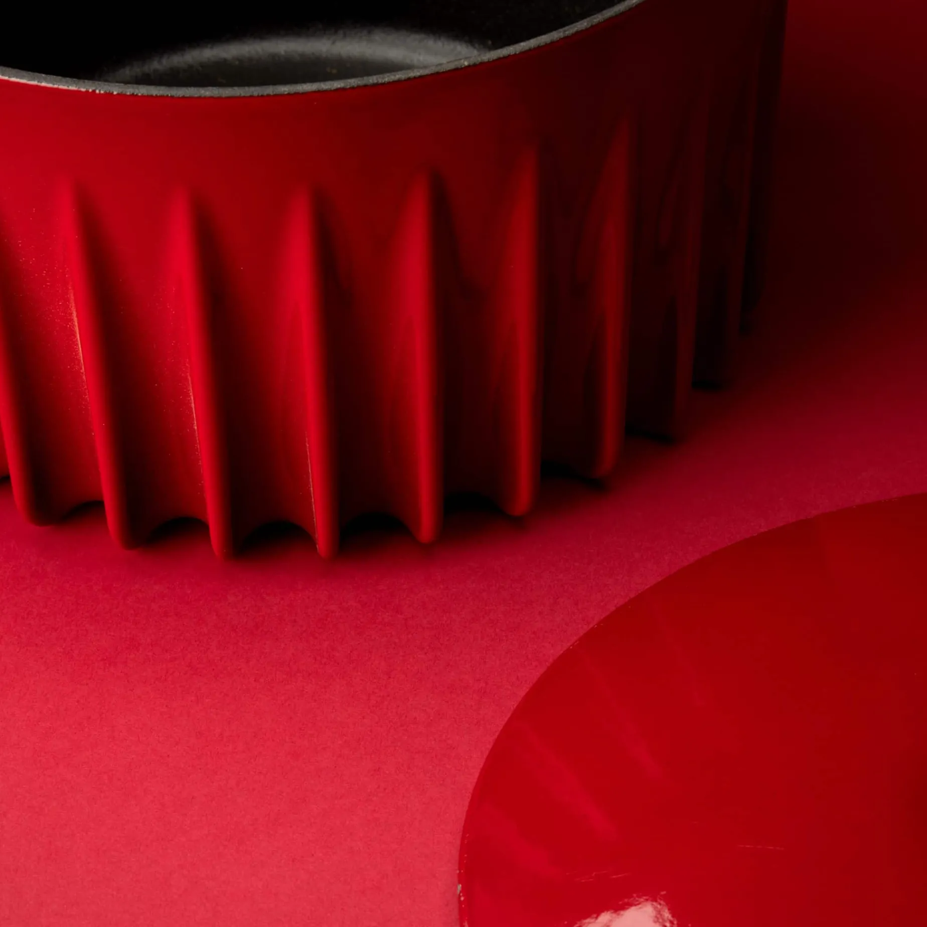 FIREUP Red Cast Iron Dutch Oven, 26cm