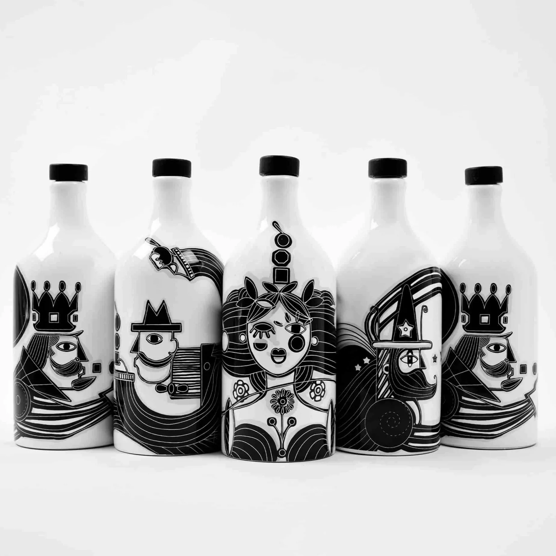 Frantoio Muraglia Medium Extra Virgin Olive Oil in Limited Edition 'Mother Nature' Terracotta, 500ml