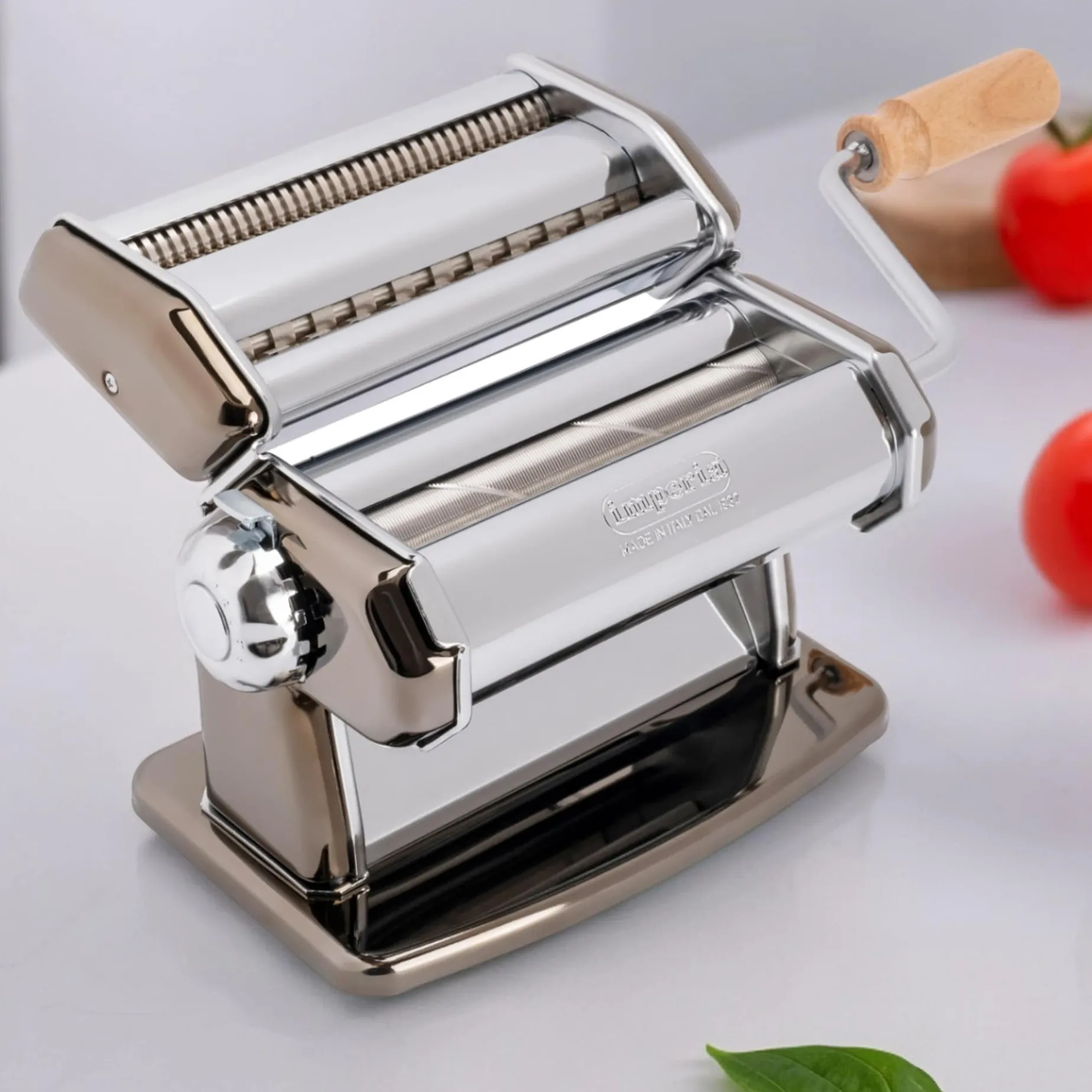 Imperia Black Gourmet Pasta Maker with Textured Rollers