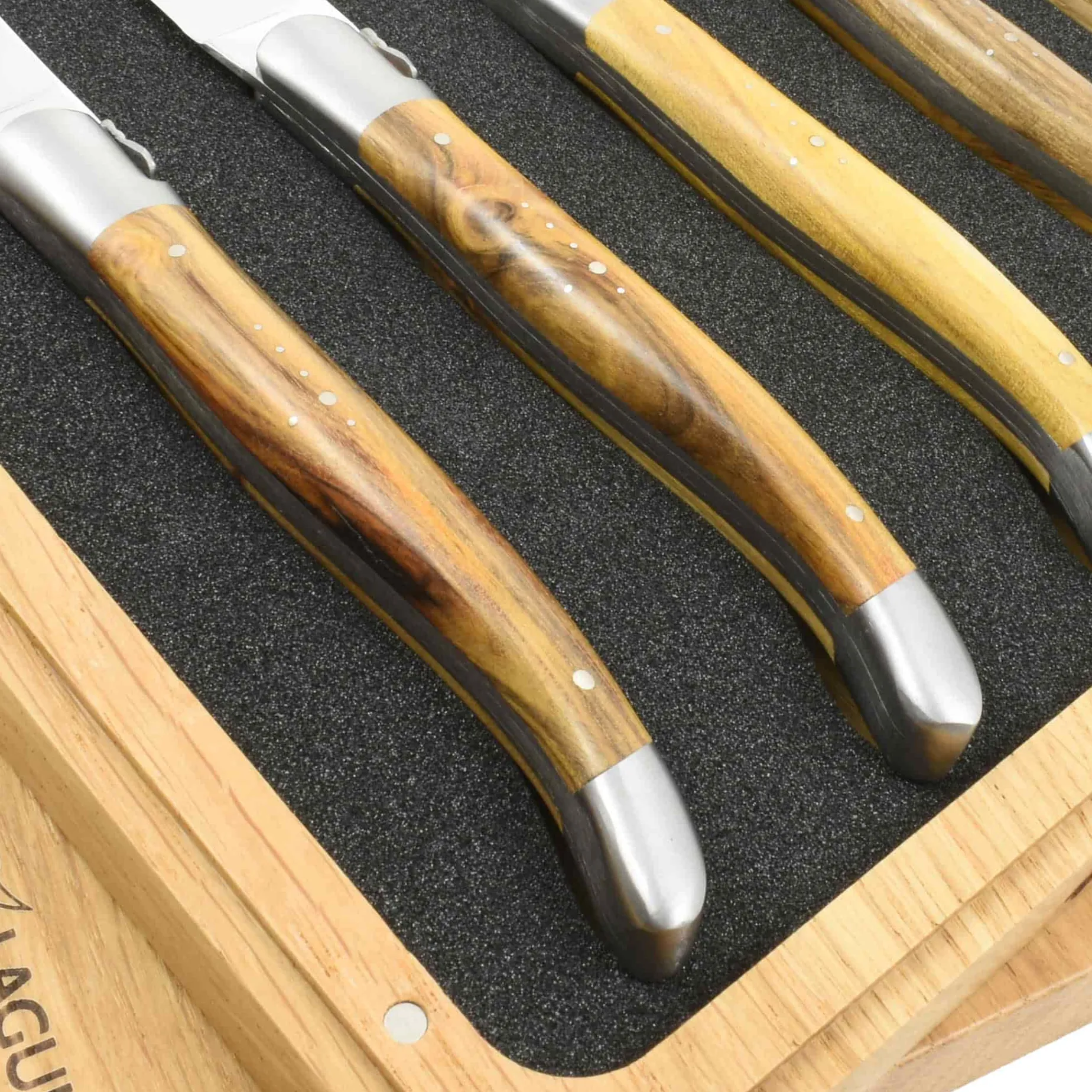 Laguiole en Aubrac Set of 4 Full Handle Steak Knives, Pistachio Wood