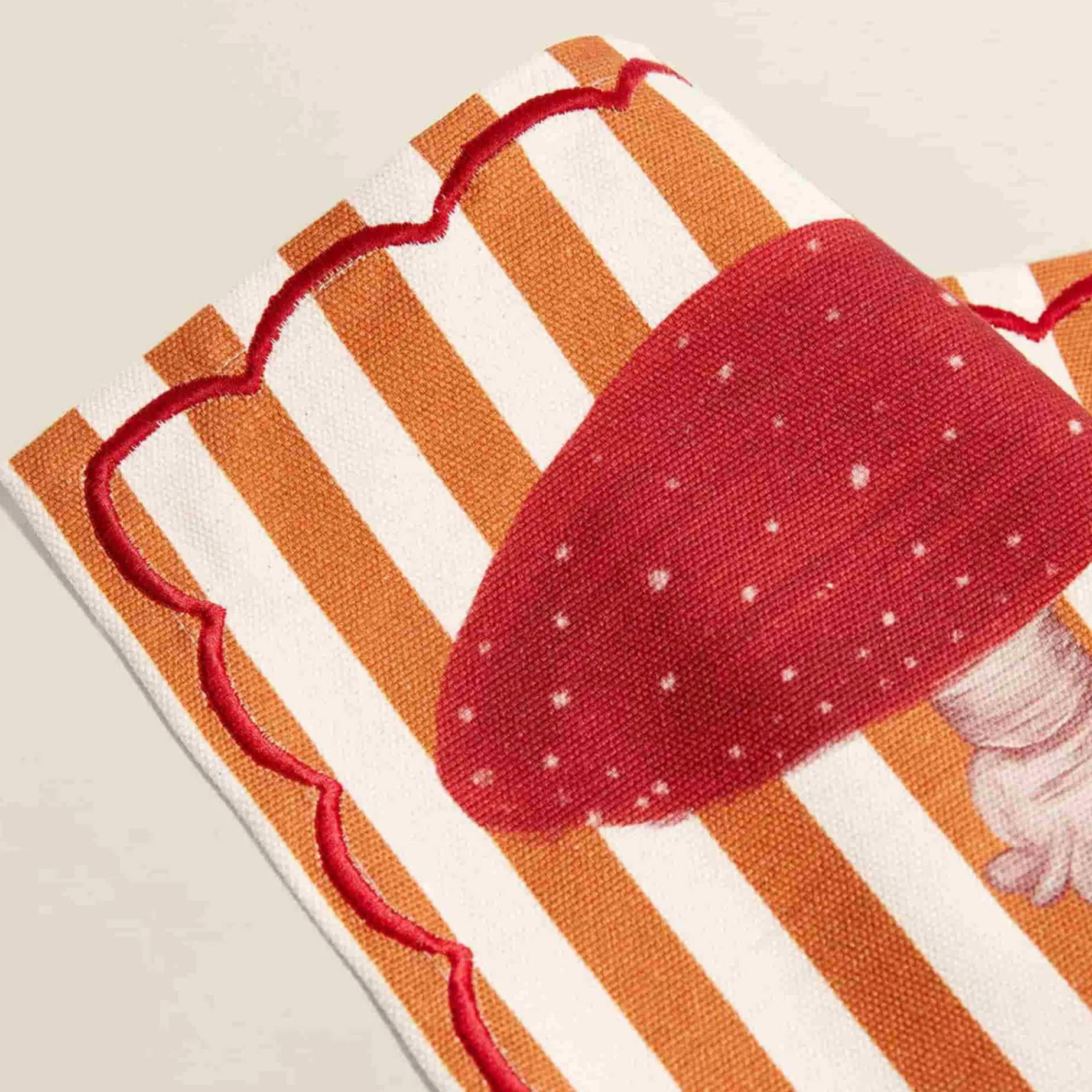 The Platera Striped Amanita Mushroom Cotton Placemat